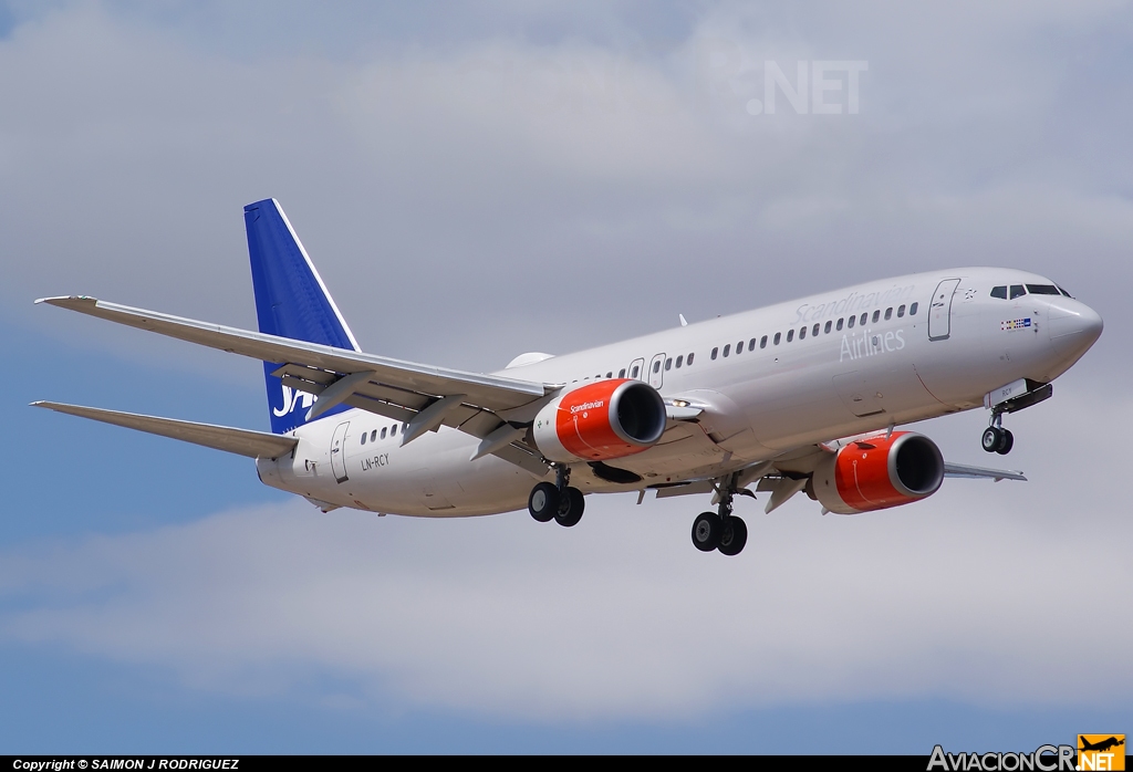 LN-RCY - Boeing 737-883 - SAS