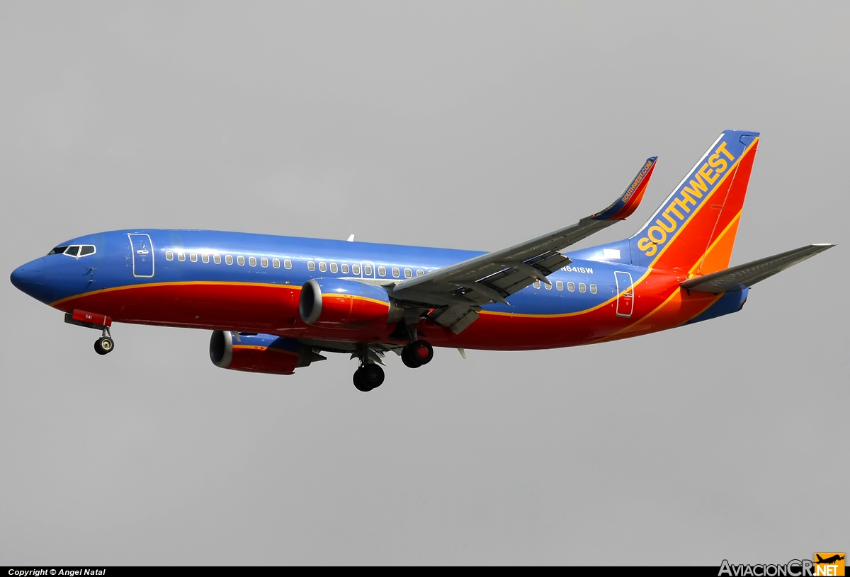N641SW - Boeing 737-3H4 - Southwest Airlines