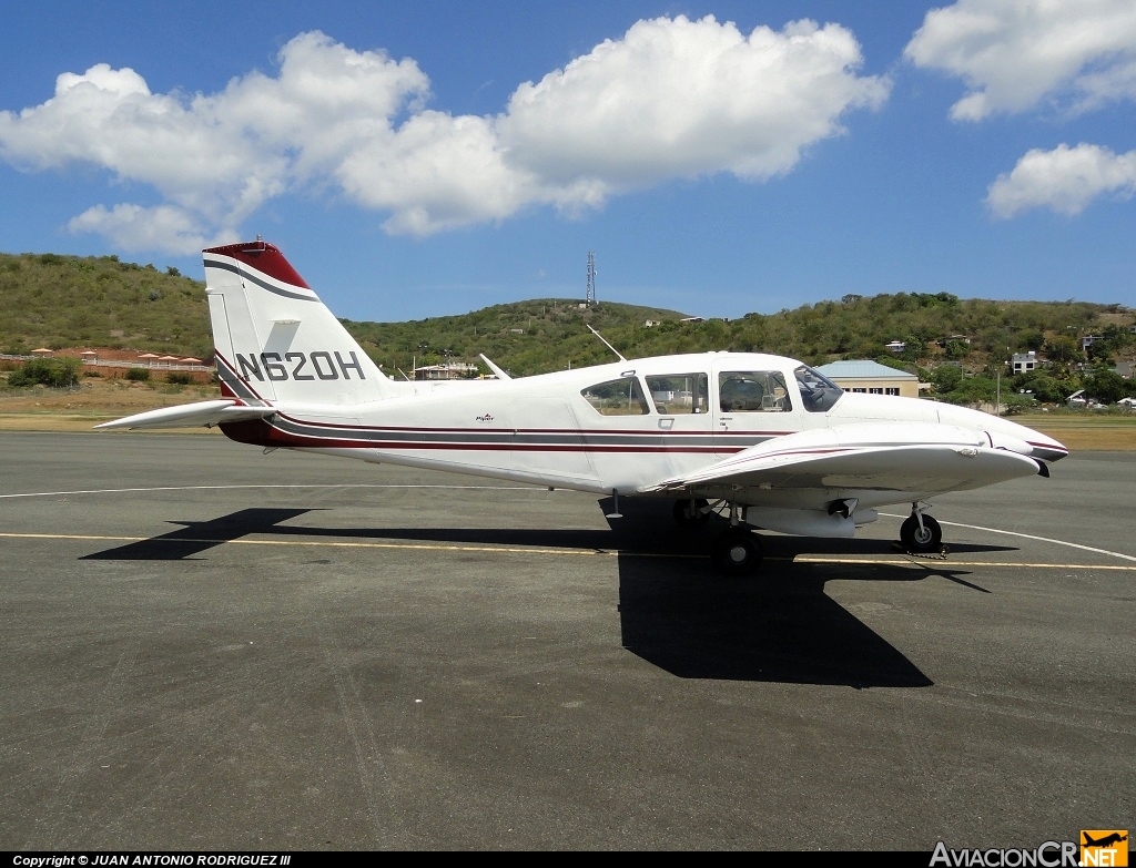 N620H - Piper PA-23-250 Aztec D - Privado