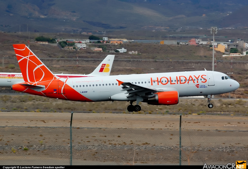 OK-HCB - Airbus A320-214 - Holidays Czech Airlines