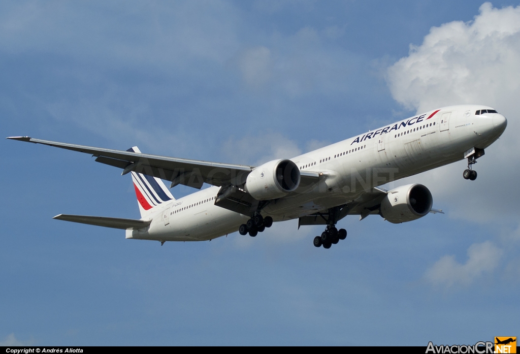 F-GSQJ - Boeing 777-328/ER - Air France