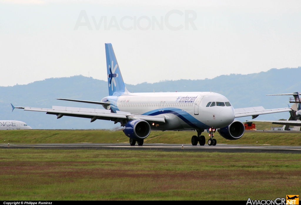 XA-VIP - Airbus A320-214 - Interjet