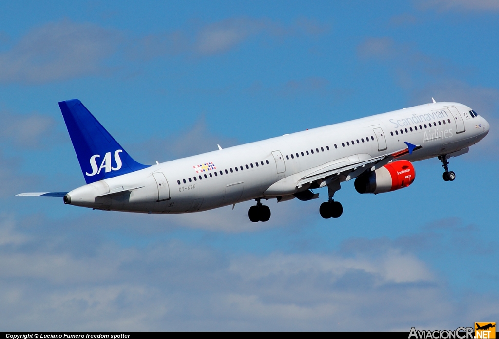 OY-KBK - Airbus A321-232 - Scandinavian Airlines - SAS
