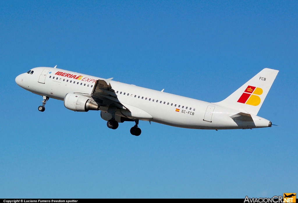 EC-FCB - Airbus A320-211 - Iberia