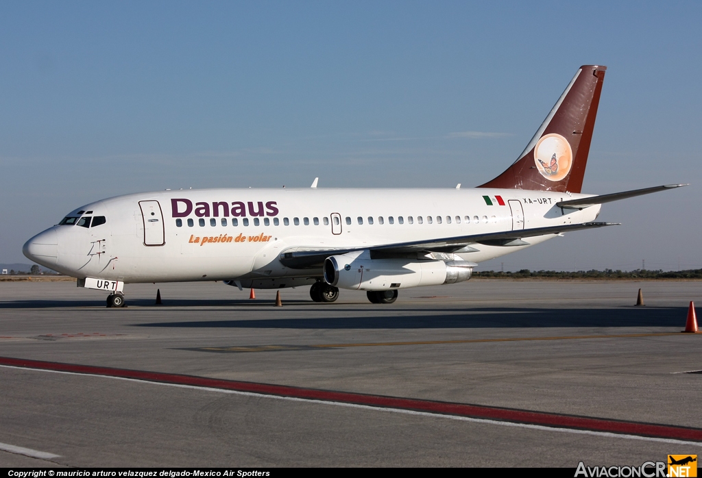 XA-URT - Boeing 737-247 - Danaus Airlines