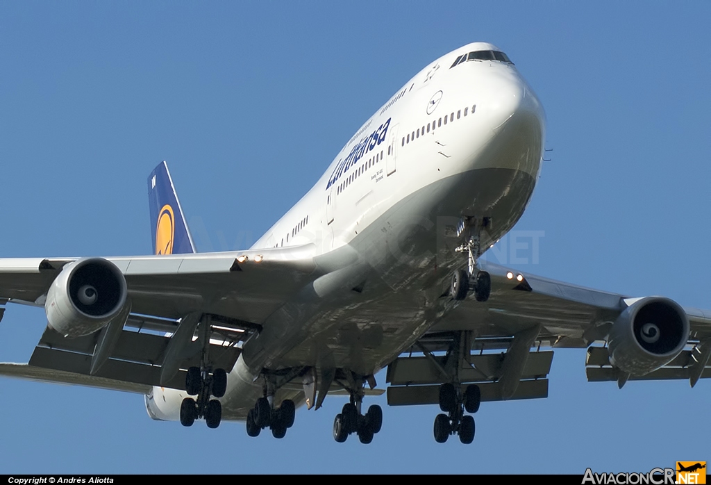 D-ABVN - Boeing 747-430 - Lufthansa