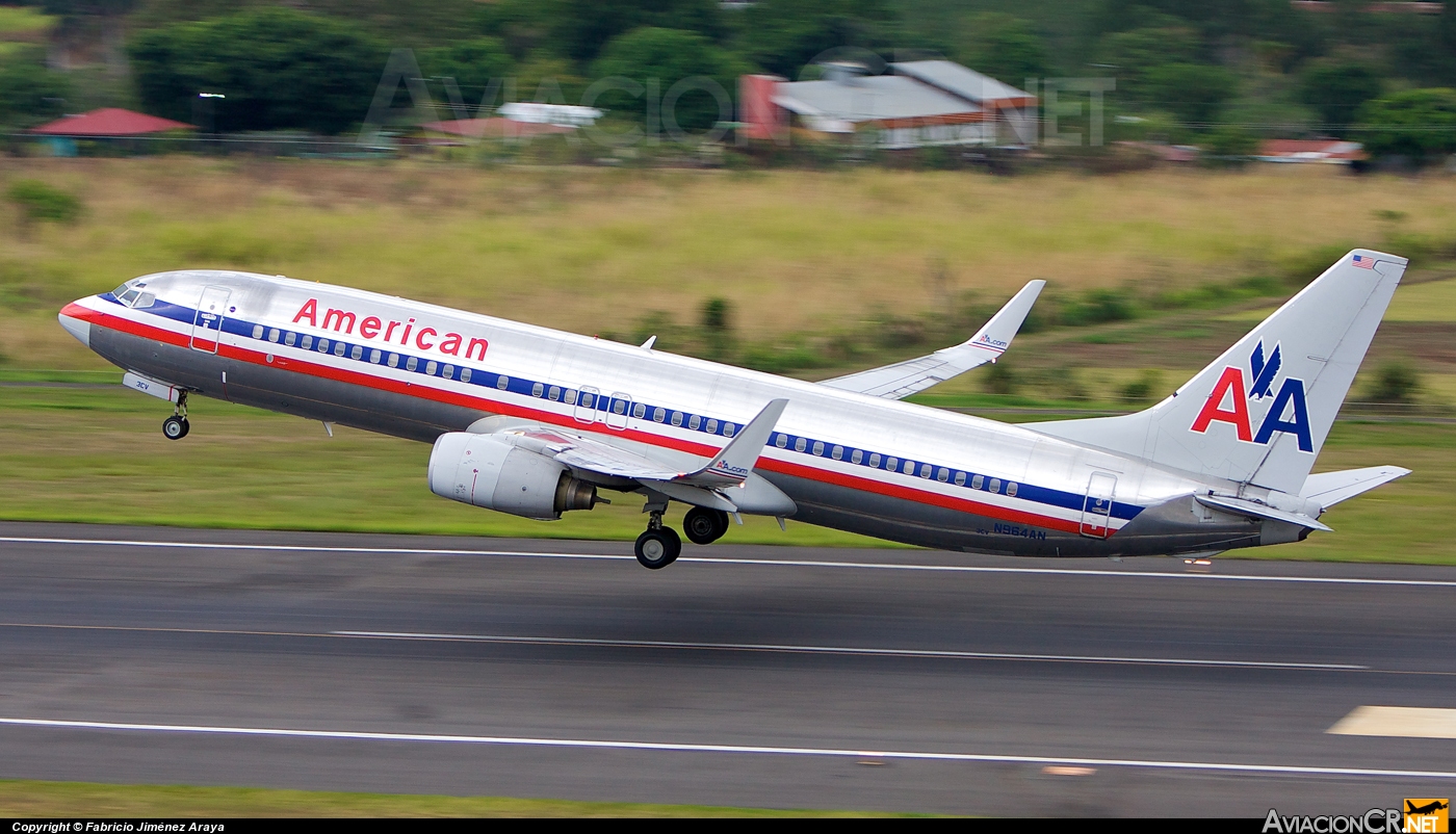 N964AN - Boeing 737-823 - American Airlines