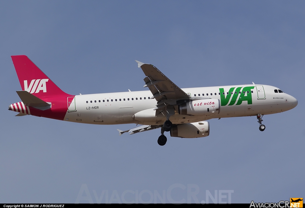 LZ-MDR - Airbus A320-232 - Air Via