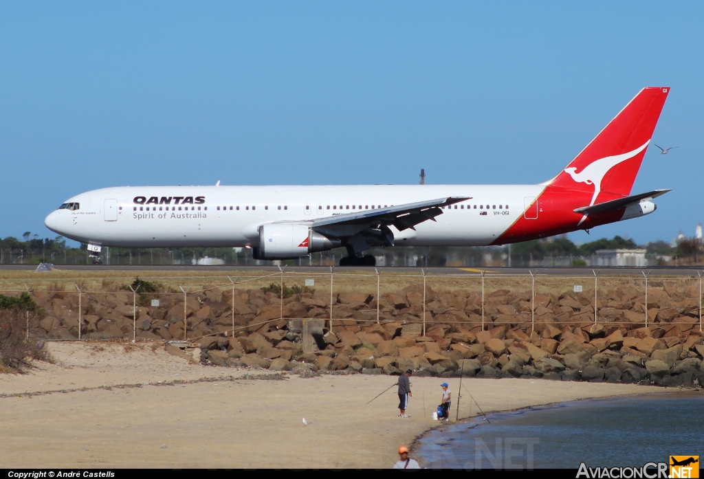 VH-OGI - Boeing 767-338/ER - Qantas