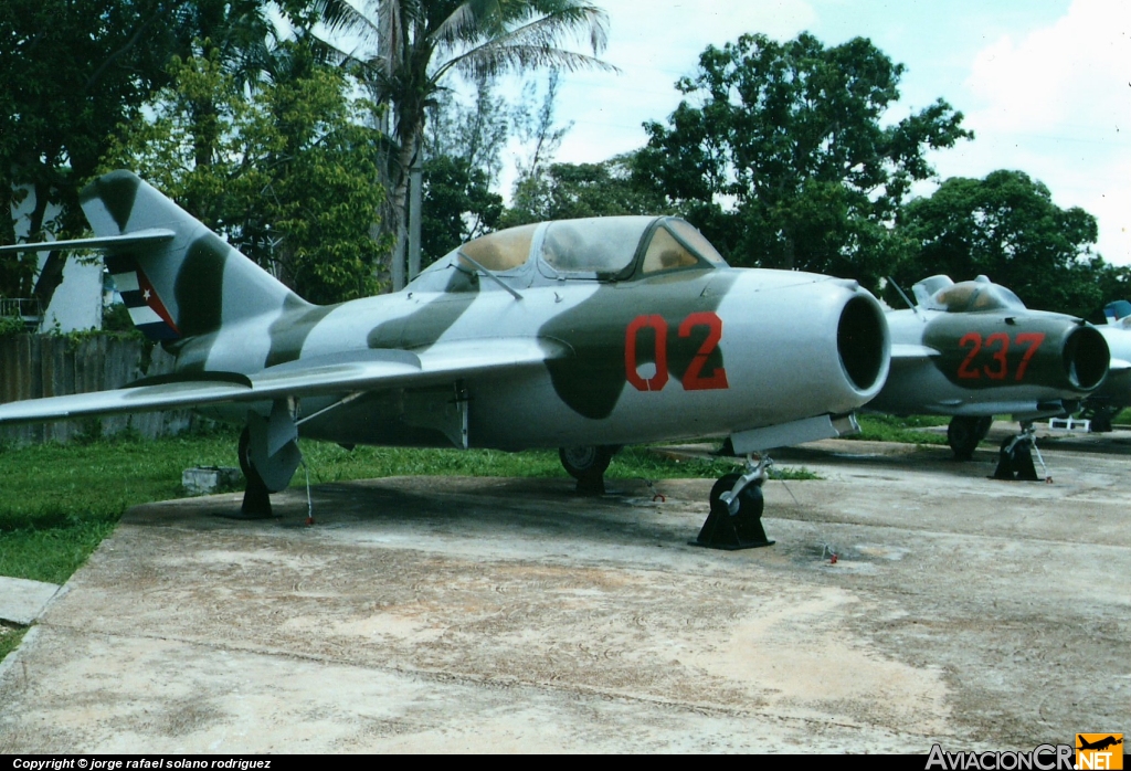 02 - Mikoyan-Gurevich MiG-15 Fagot A - Fuerza Aerea Cubana