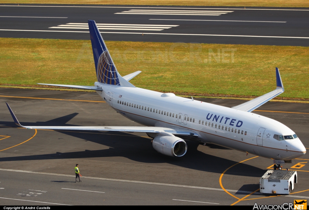 N17245 - Boeing 737-824 - United Airlines
