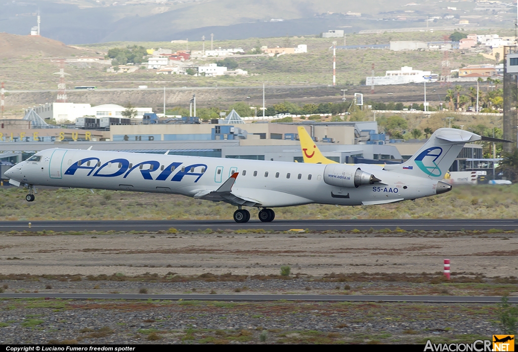 S5-AAO - Canadair CL-600-2D24 - Adria Airways
