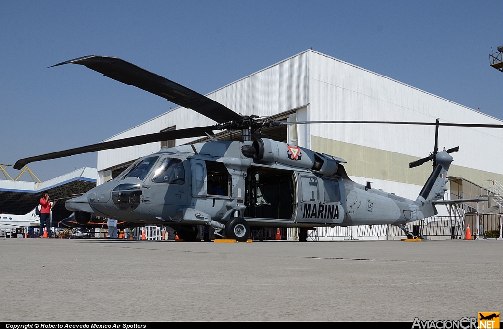 AMHA 302 - Sikorsky UH-60M Black Hawk (S-70A) - Armada de Mexico