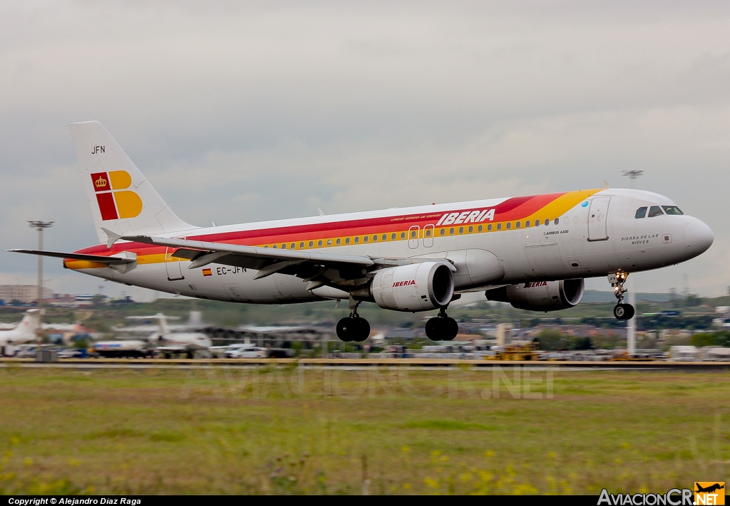 EC-JFN - Airbus A320-214 - Iberia