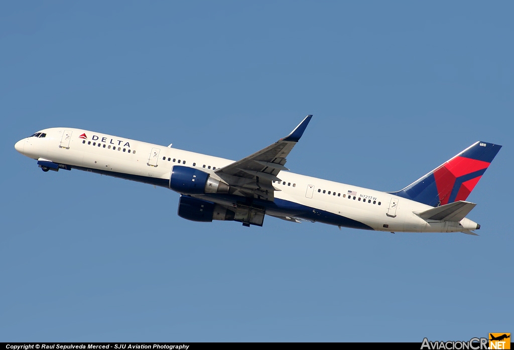 N721TW - Boeing 757-231 - Delta Airlines