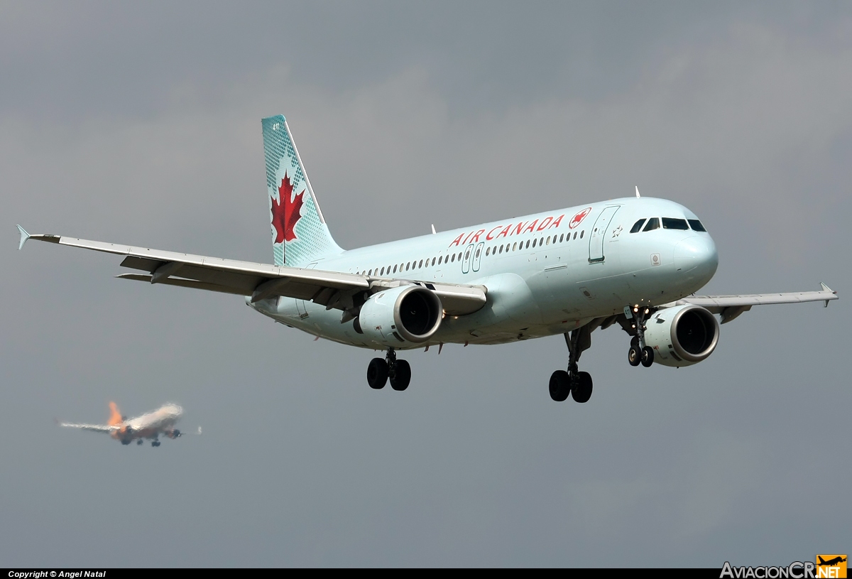 C-FLSU -  A320-211 - Air Canada