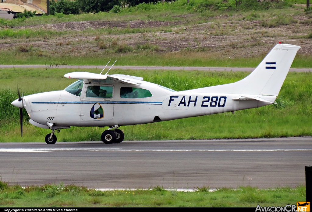 FAH-280 - Cessna T210N Turbo Centurion - Fuerza Aerea Hondureña