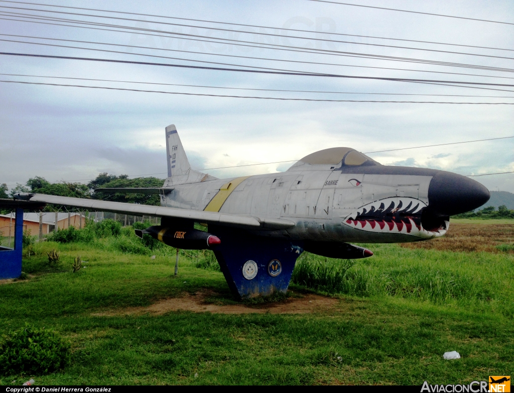 FAH 1101 - North American F-86 Sabre (Genérico) - Fuerza Aerea Hondureña