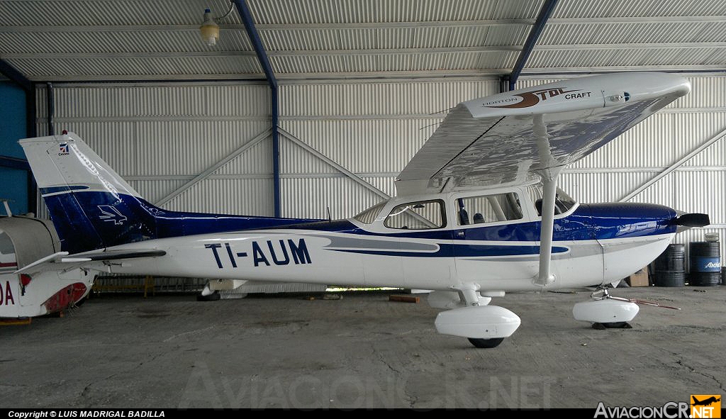 TI.AUM - Cessna 177A - Privado