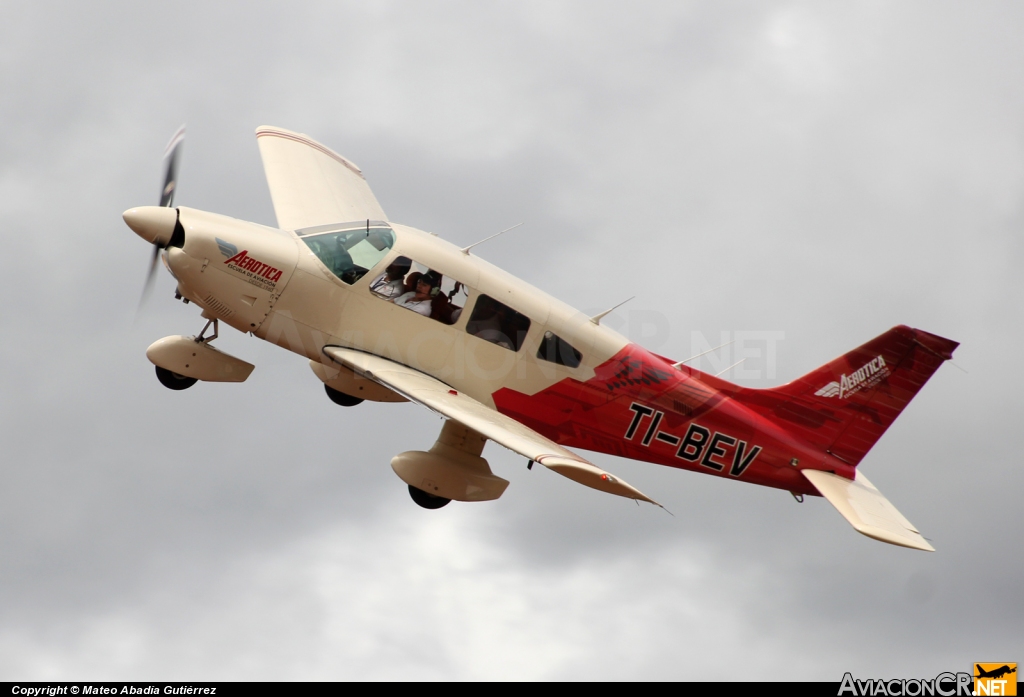 TI-BEV - Piper PA-28-181 Cherokee Archer II - Aerotica Escuela de Aviación