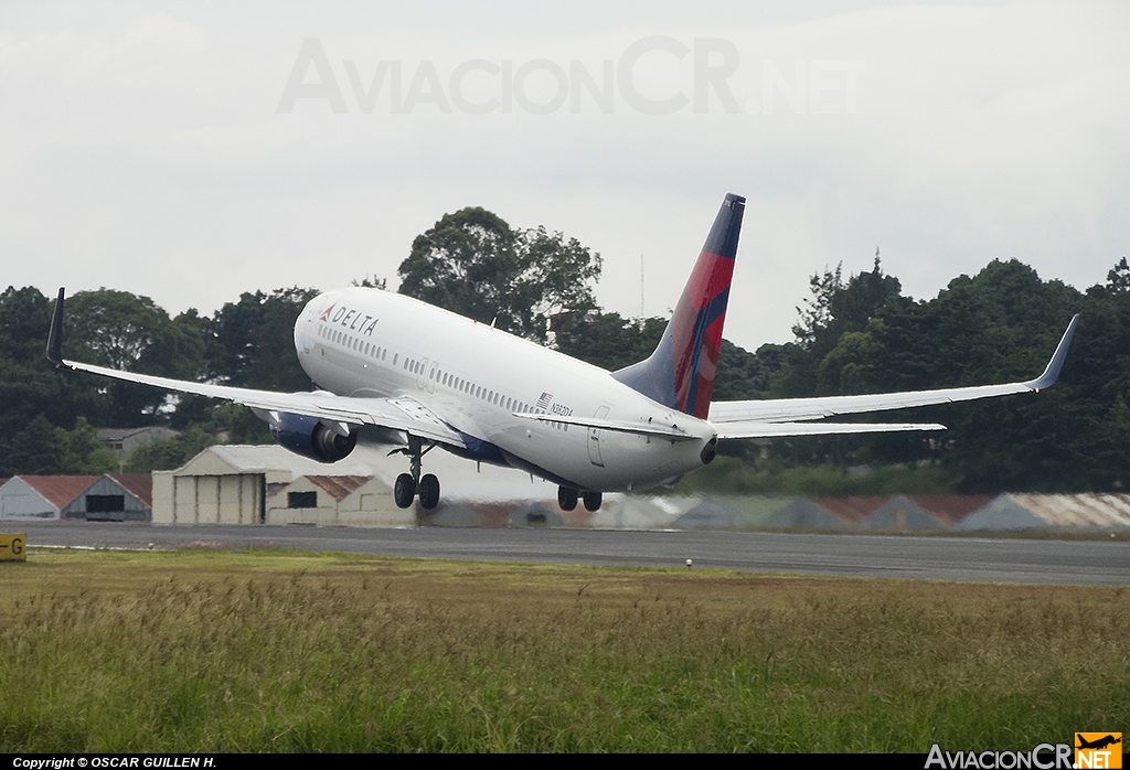 N382DA - Boeing 737-832 - Delta Air Lines