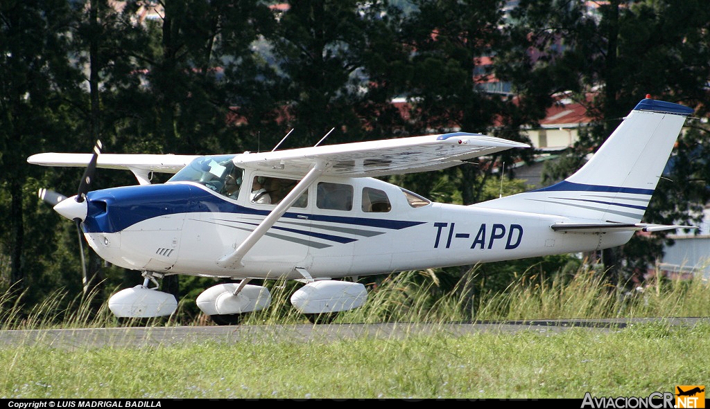 TI-APD - Cessna U206F Stationair - Aerobell
