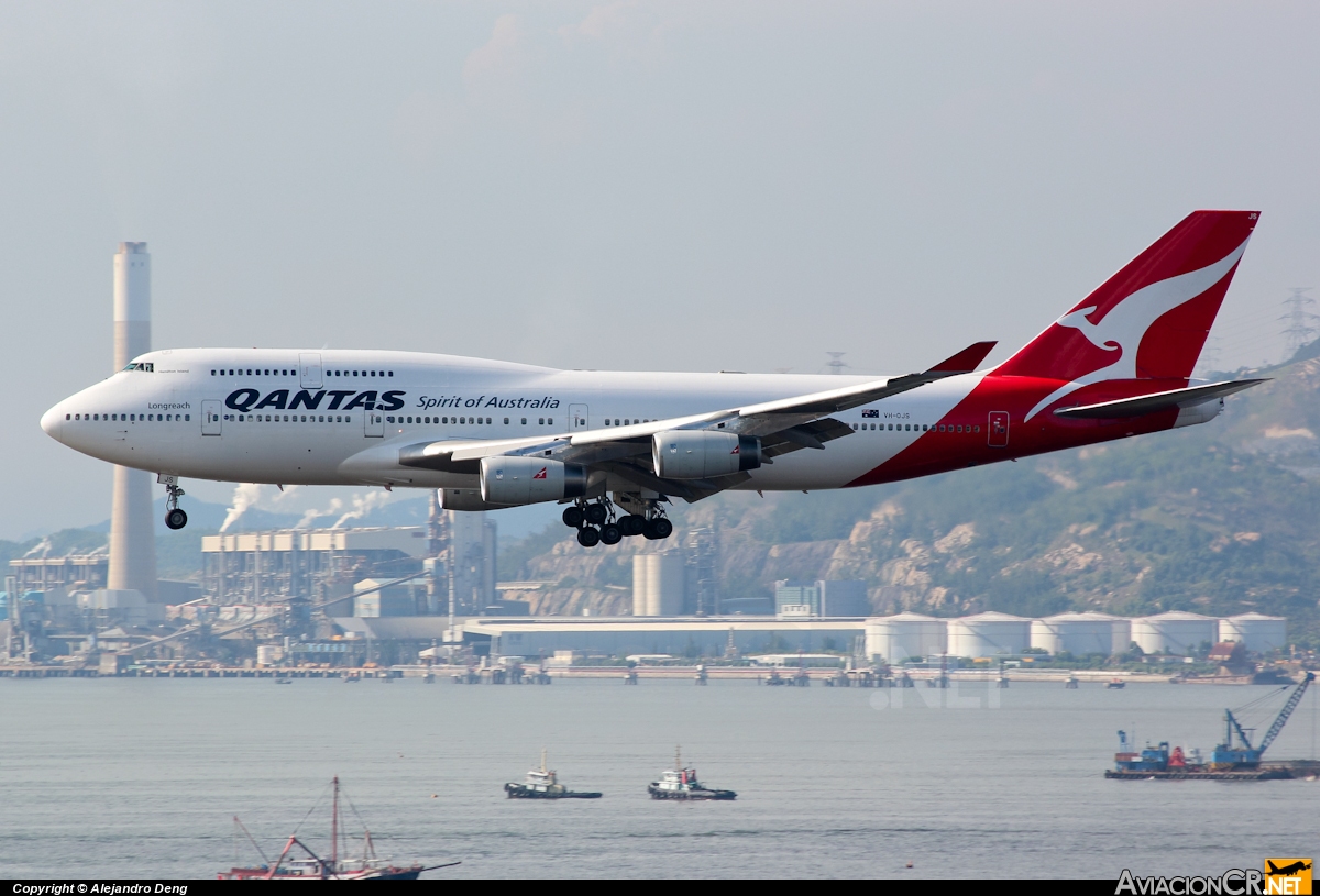 VH-OJS - Boeing 747-438 - Qantas