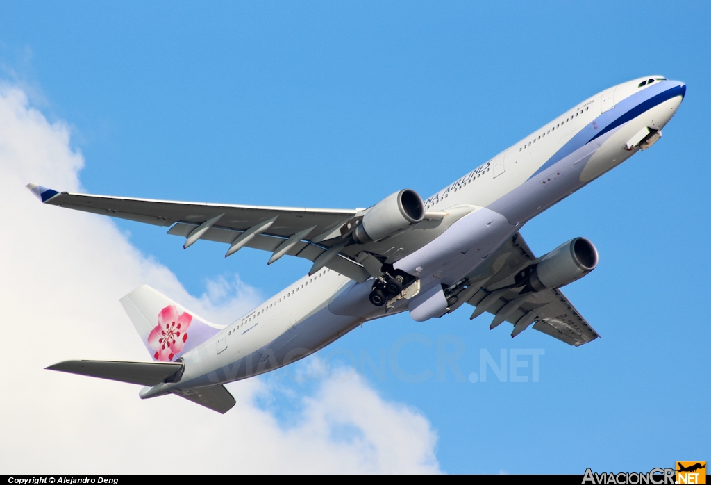 B-18306 - Airbus A330-302 - China Airlines