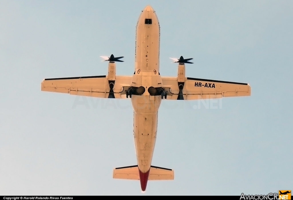 HR-AXA - ATR 42-320 - TACA Regional