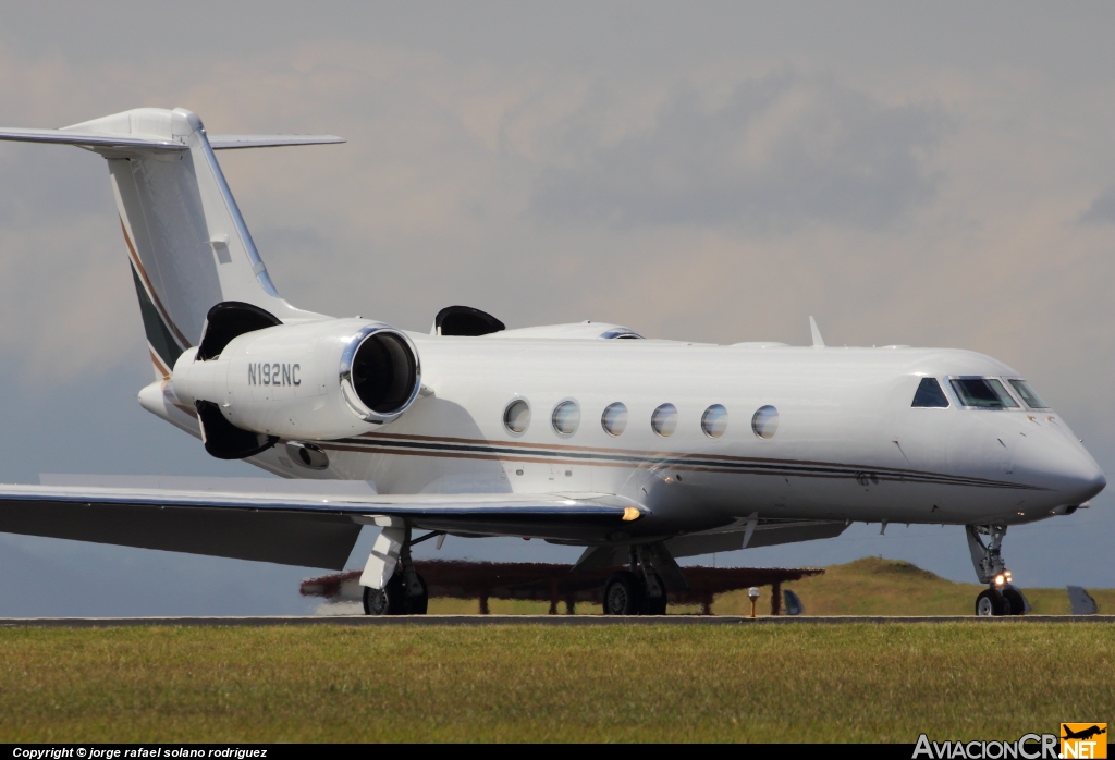 N192NC - Gulfstream Aerospace G-IV-X Gulfstream G450 - Privado