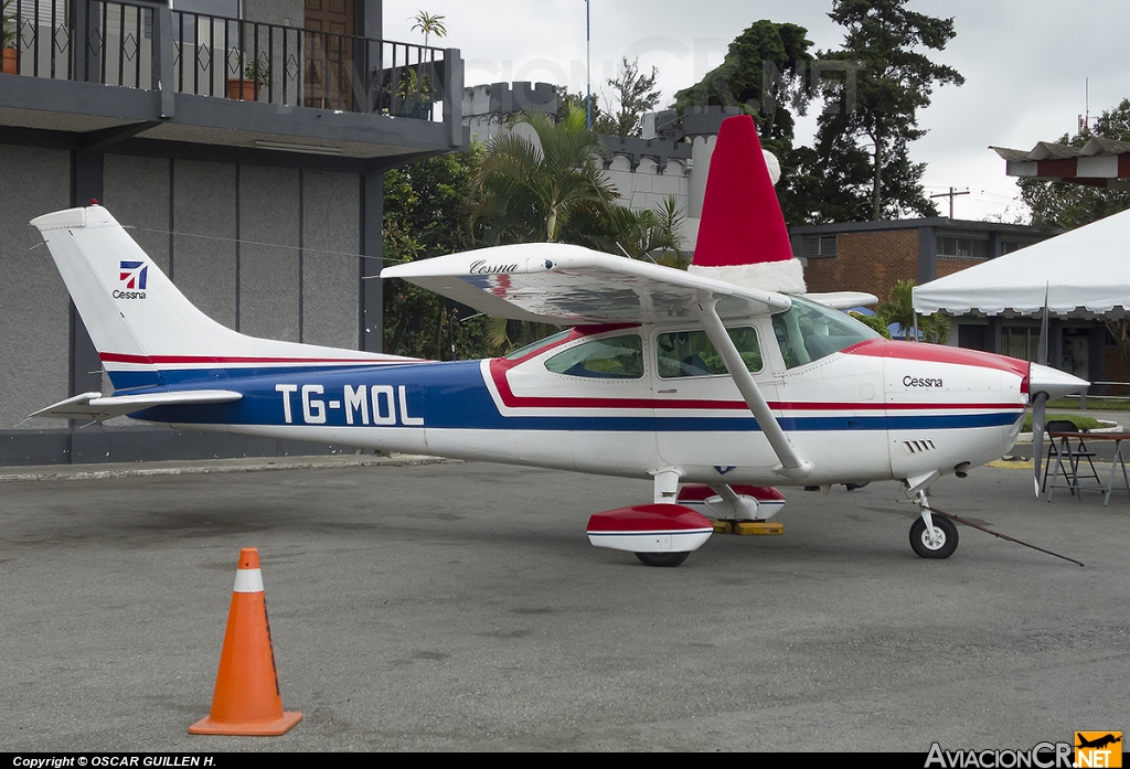 TG-MOL - Cessna 182P Skylane - Privado
