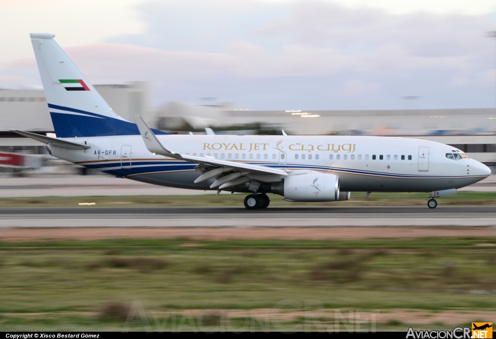 A6-DFR - Boeing 737-7BC BBJ - Royal Jet