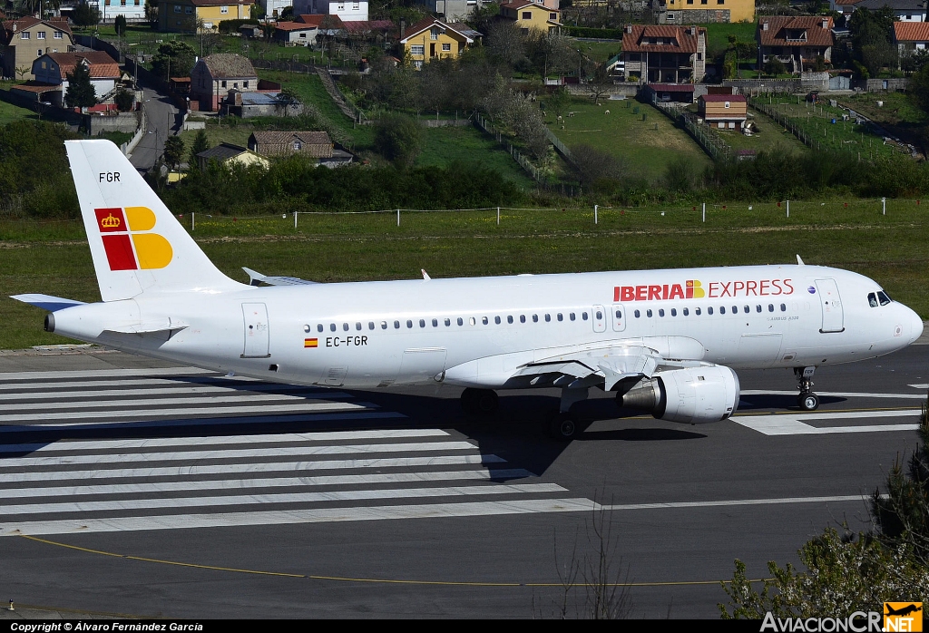 EC-FGR - Airbus A320-211 - Iberia Express