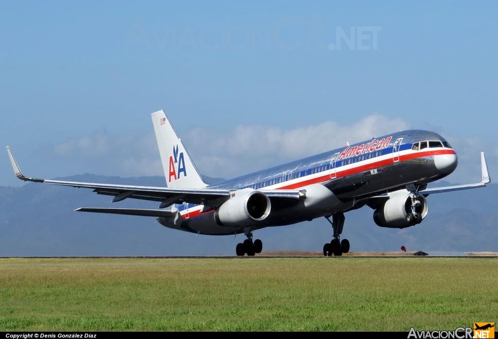 N693AA - Boeing 757-223 - American Airlines