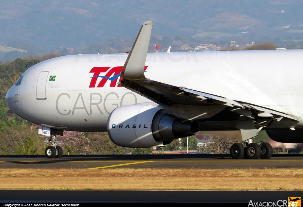 PR-ADY - Boeing 767-316F/ER - TAM CARGO