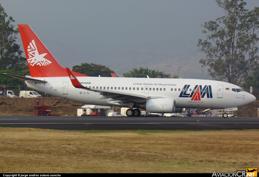 N855AM - Boeing 737-752 - LAM Linhas Aéreas de Mocambique