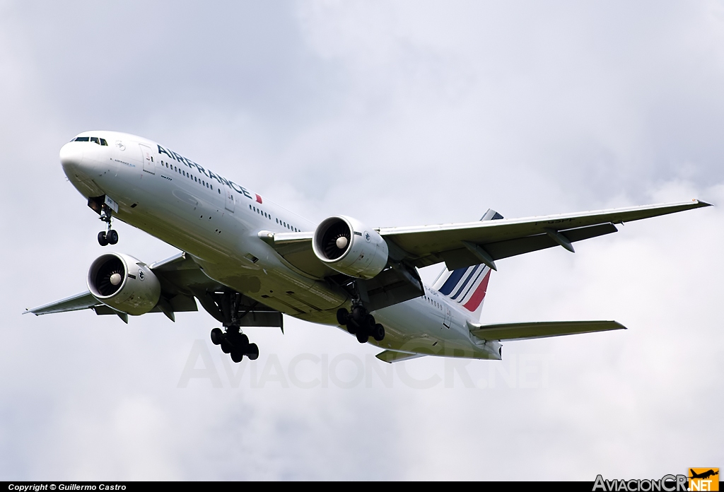 F-GSPF - Boeing 777-228/ER - Air France