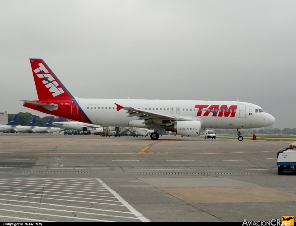 PR-MYD - Airbus A320-214 - TAM Linhas Aéreas