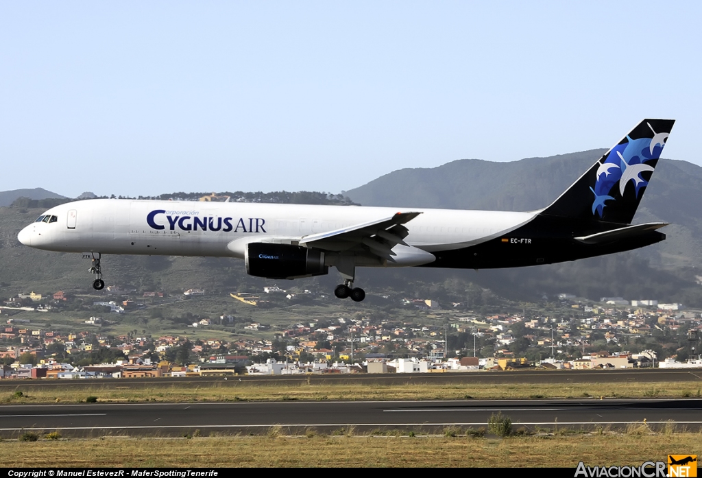 EC-FTR - Boeing 757-256(SF) - Cygnus Air