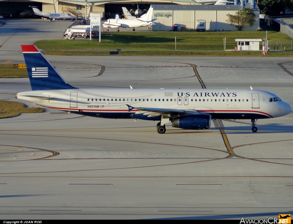 N657AW - Airbus A320-231 - US Airways