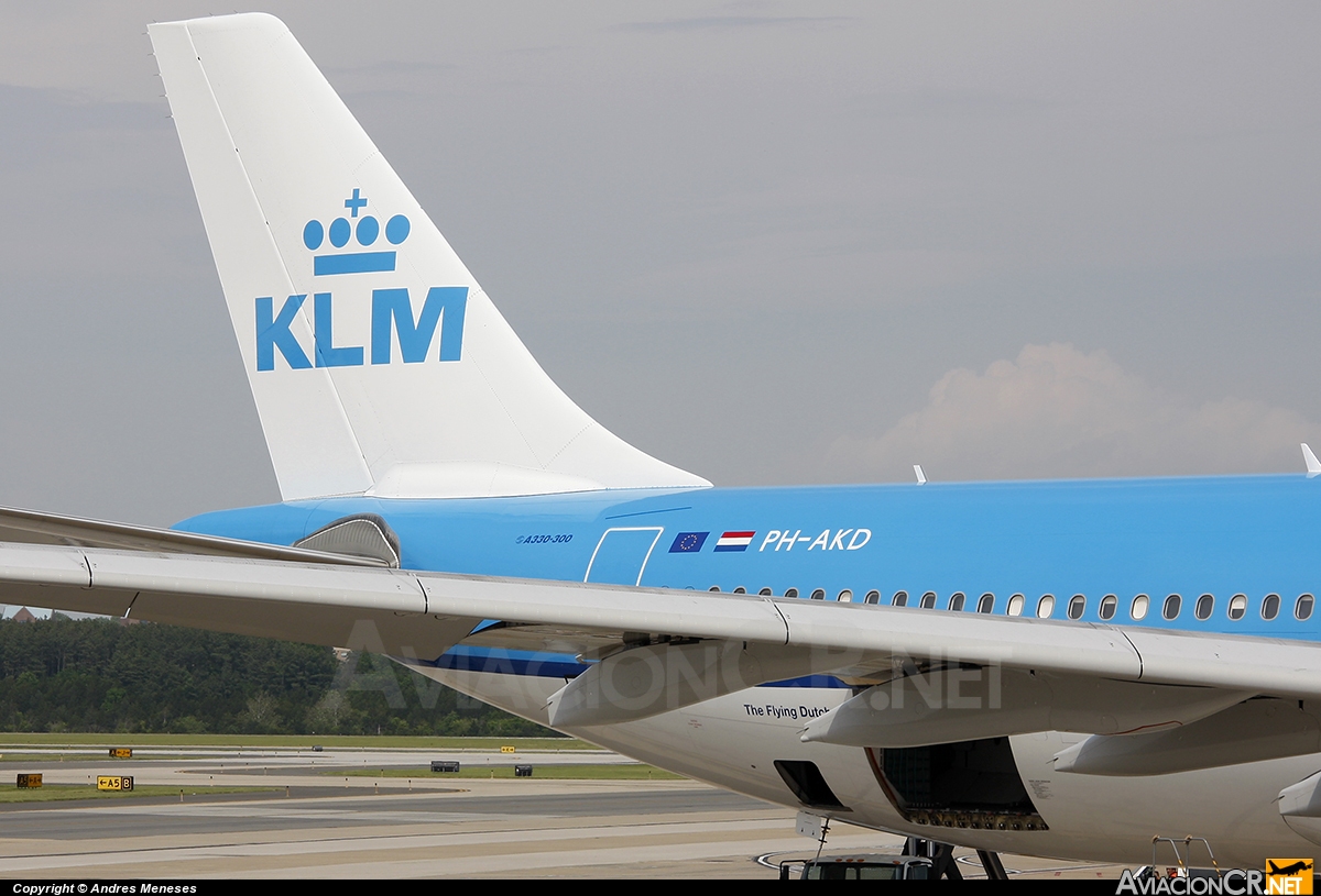PH-AKD - Airbus A330-303 - KLM - Royal Dutch Airlines