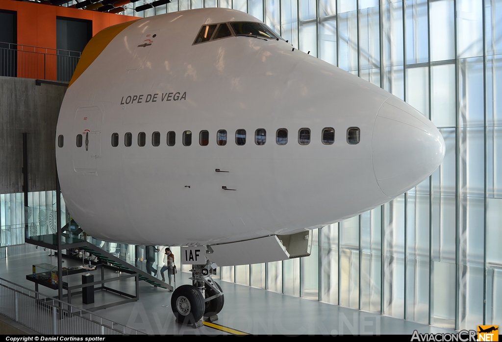 EC-IAF - Boeing 747-256B - Iberia