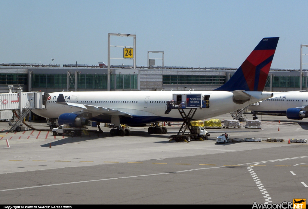 N861NW - Airbus A330-223 - Delta Air Lines