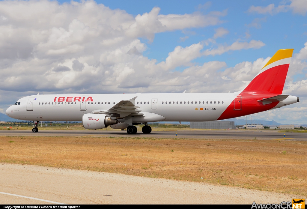 EC-JGS - Airbus A321-211 - Iberia