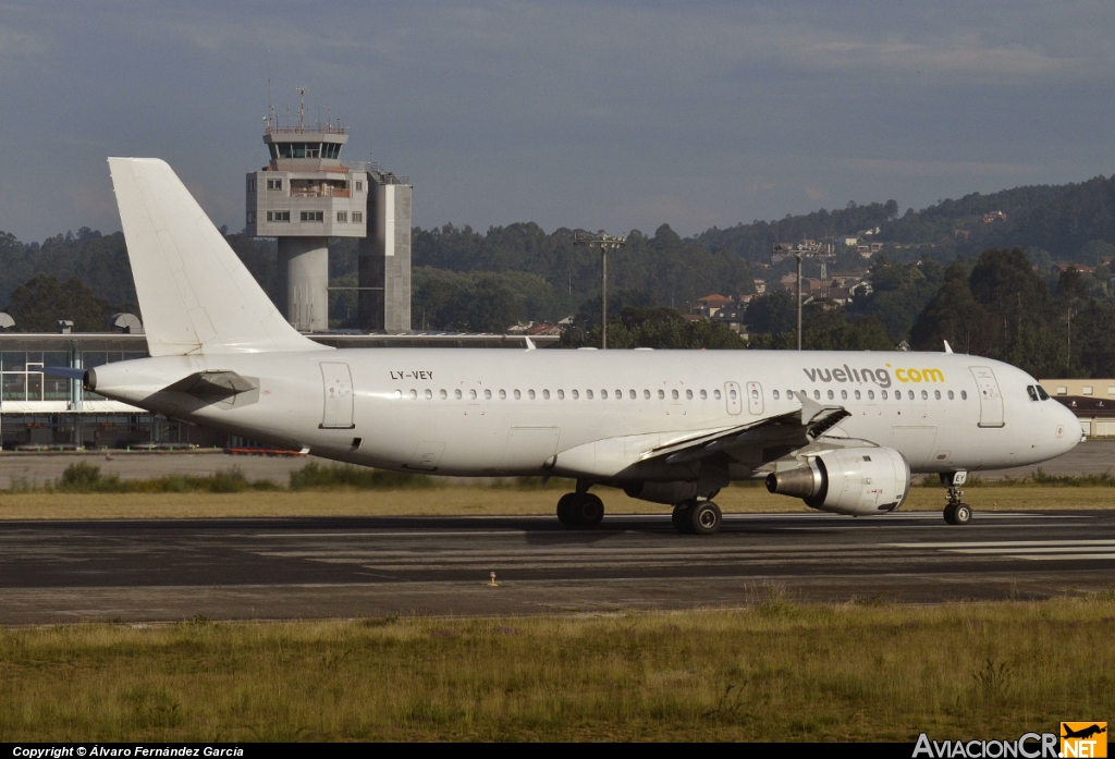 LY-VEY - Airbus A320-212 - Vueling