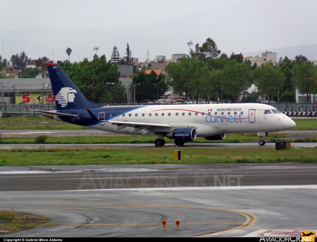 XA-ACF - Embraer ERJ-170-200LR 175LR - AeroMexico Connect