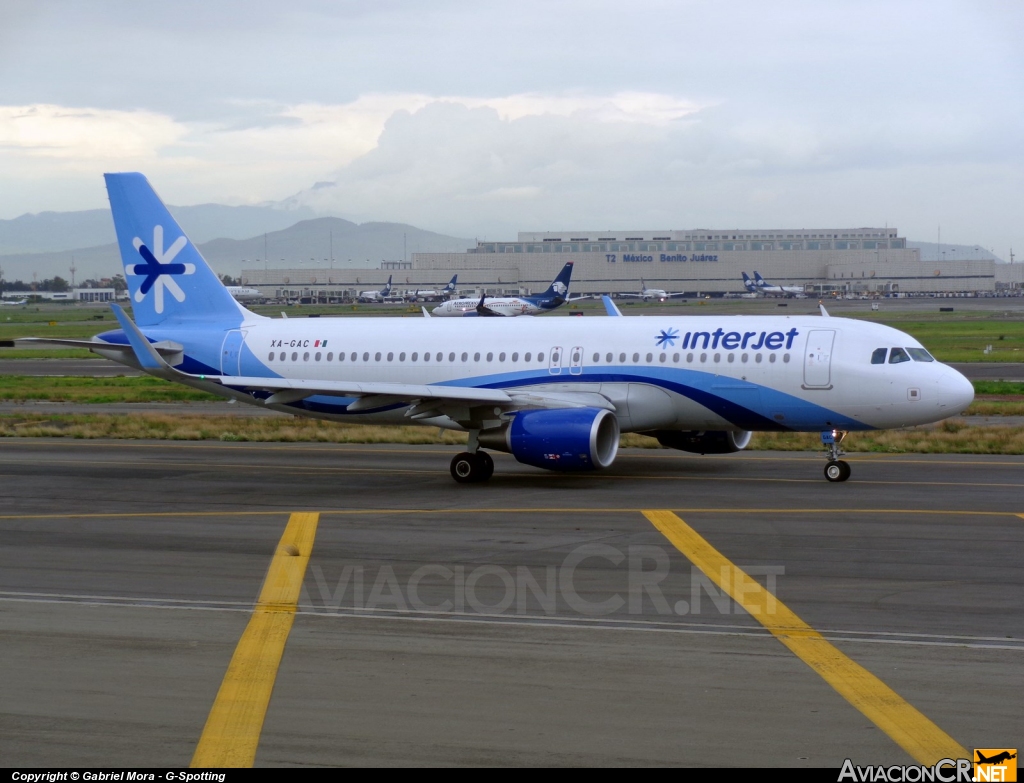 XA-GAC - Airbus A320-214 - Interjet