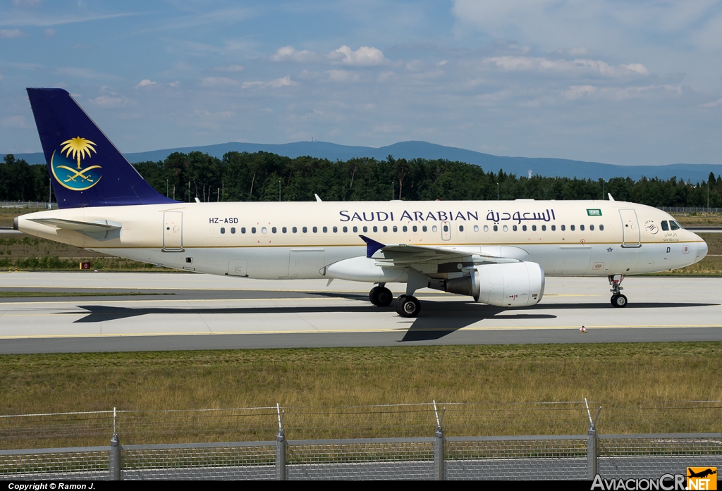 HZ-ASD - Airbus A320-214 - Saudi Arabian Airlines