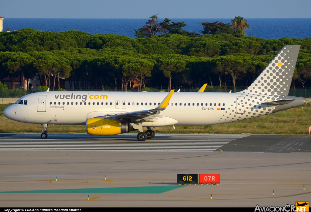 EC-LVS - Airbus A320-232 - Vueling