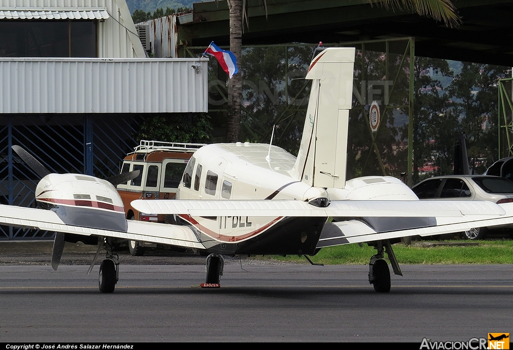 TI-BEL - Piper PA-34-220T Seneca V - Privado